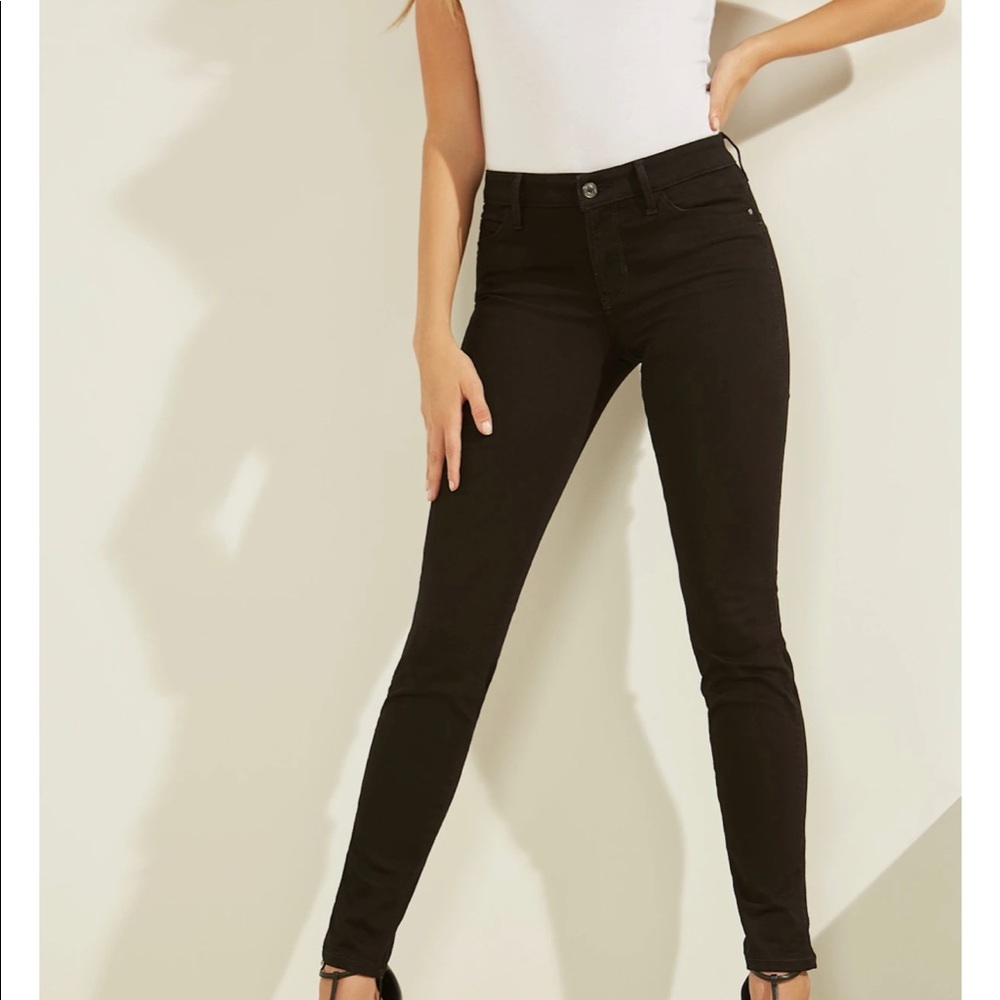 GUESS skinny jeans